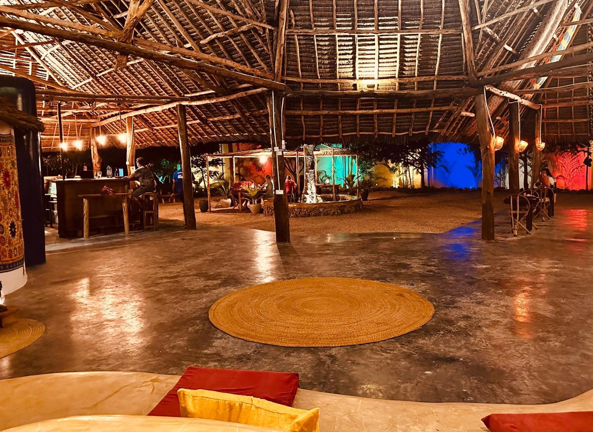 Hotel Kameleon Blue Kizimkazi Esterno foto